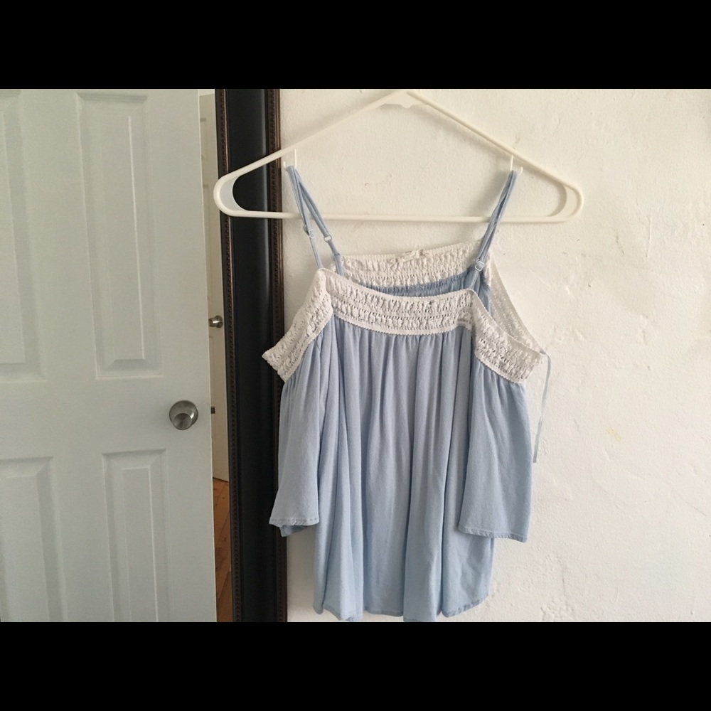 Off the shoulders top!